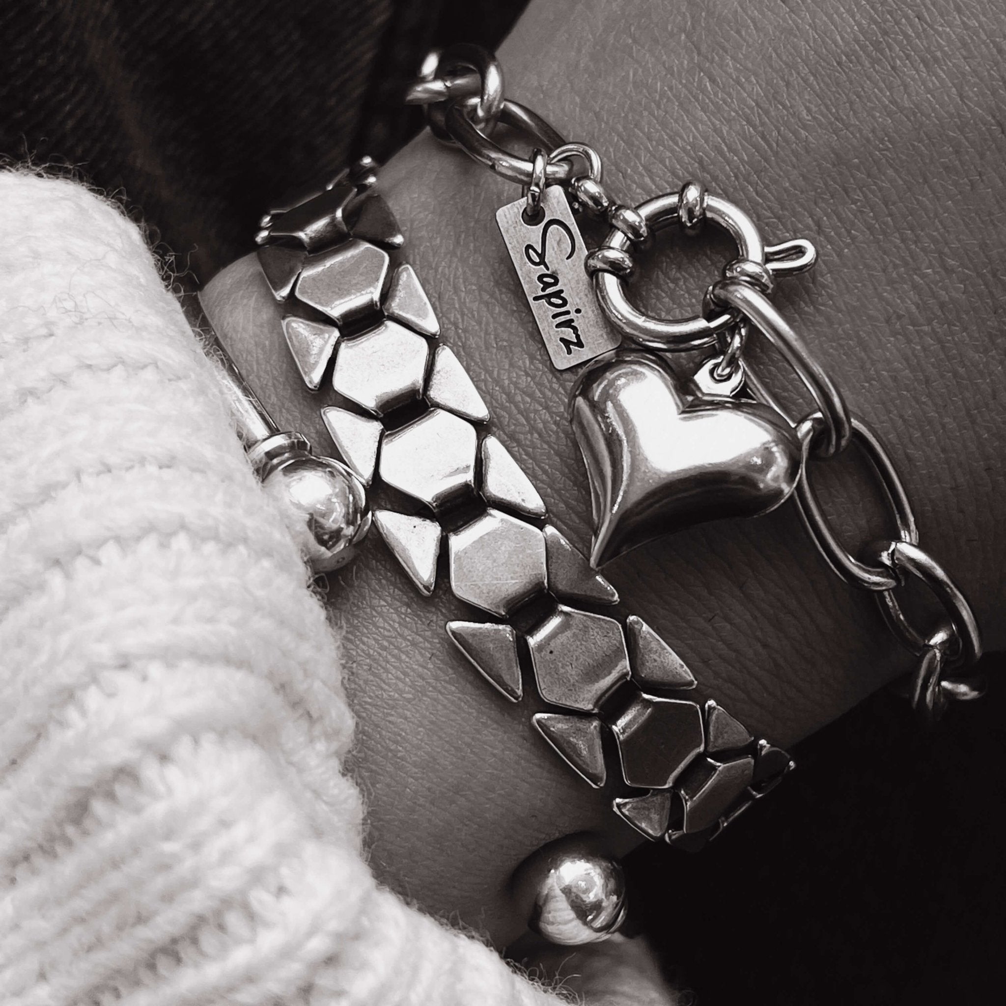 צמיד לב נפוח - SAPIRZ Jewelry