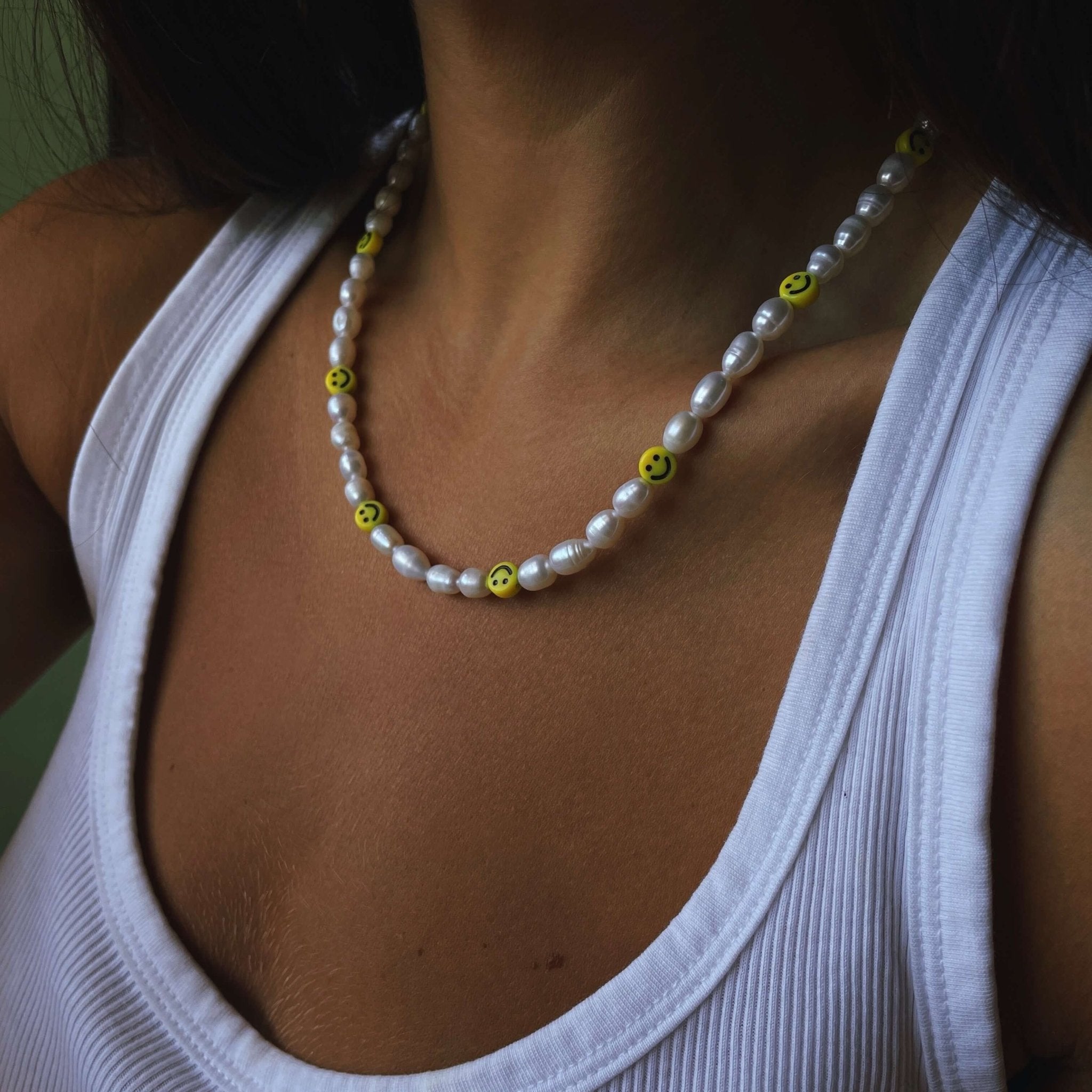 שרשרת פנינים סמיילי - SAPIRZ Jewelry