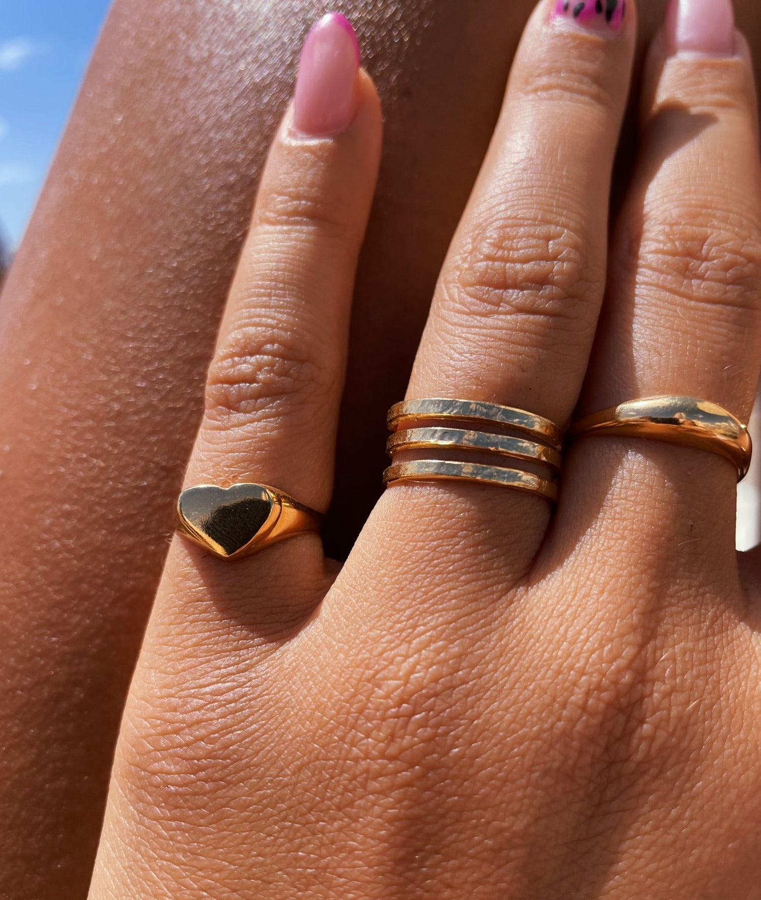 טבעת חותם לב גולד - SAPIRZ Jewelry