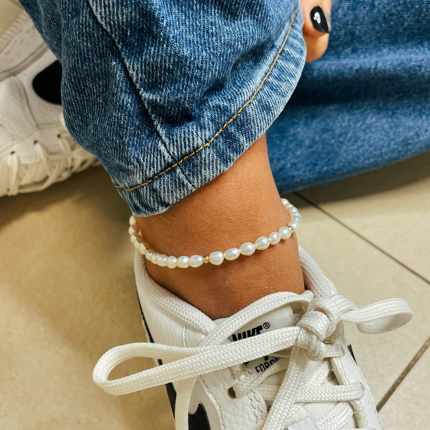 צמיד פנינים לרגל - SAPIRZ Jewelry