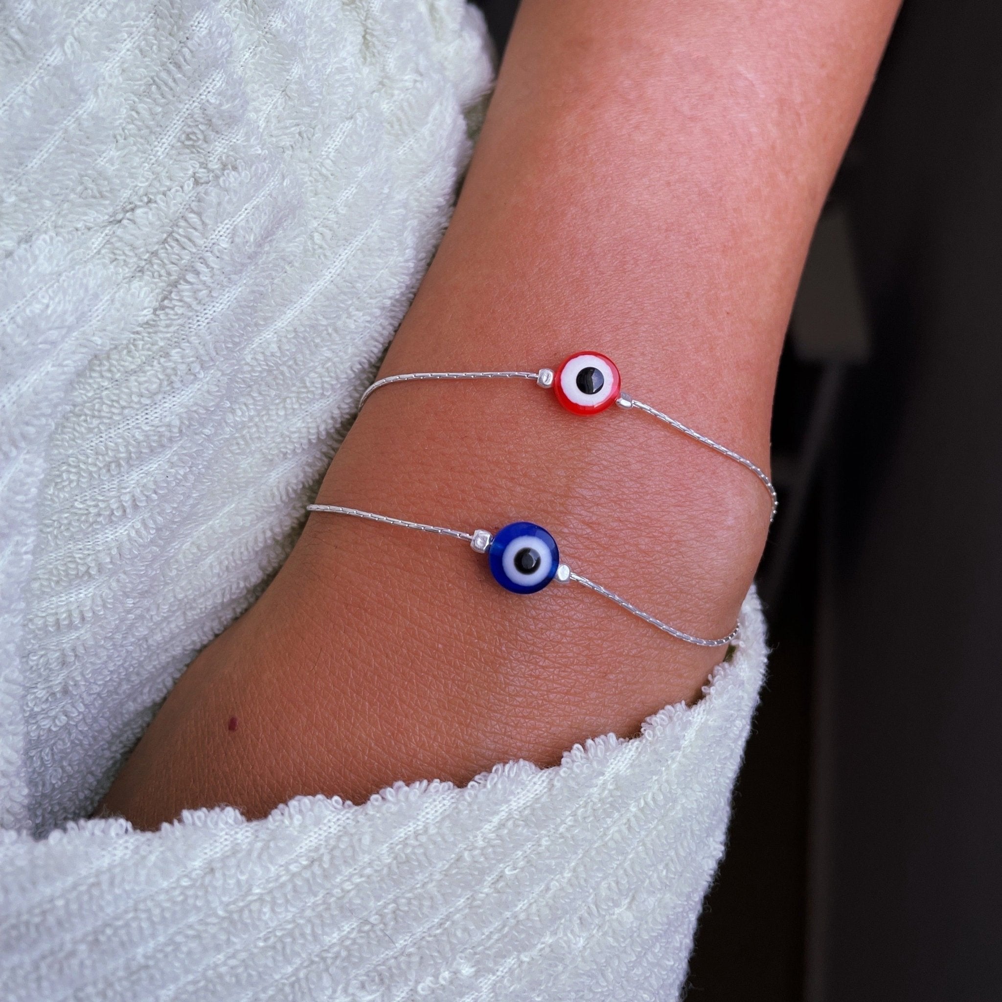 צמיד עין טורקית אדומה - SAPIRZ Jewelry