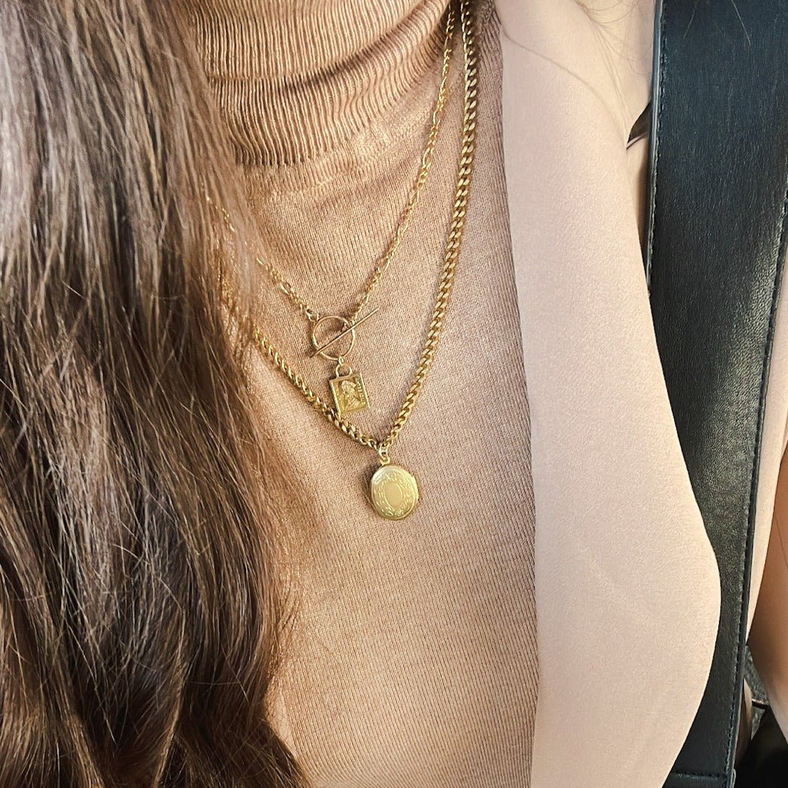 שרשרת טי אליזבת זהב - SAPIRZ Jewelry