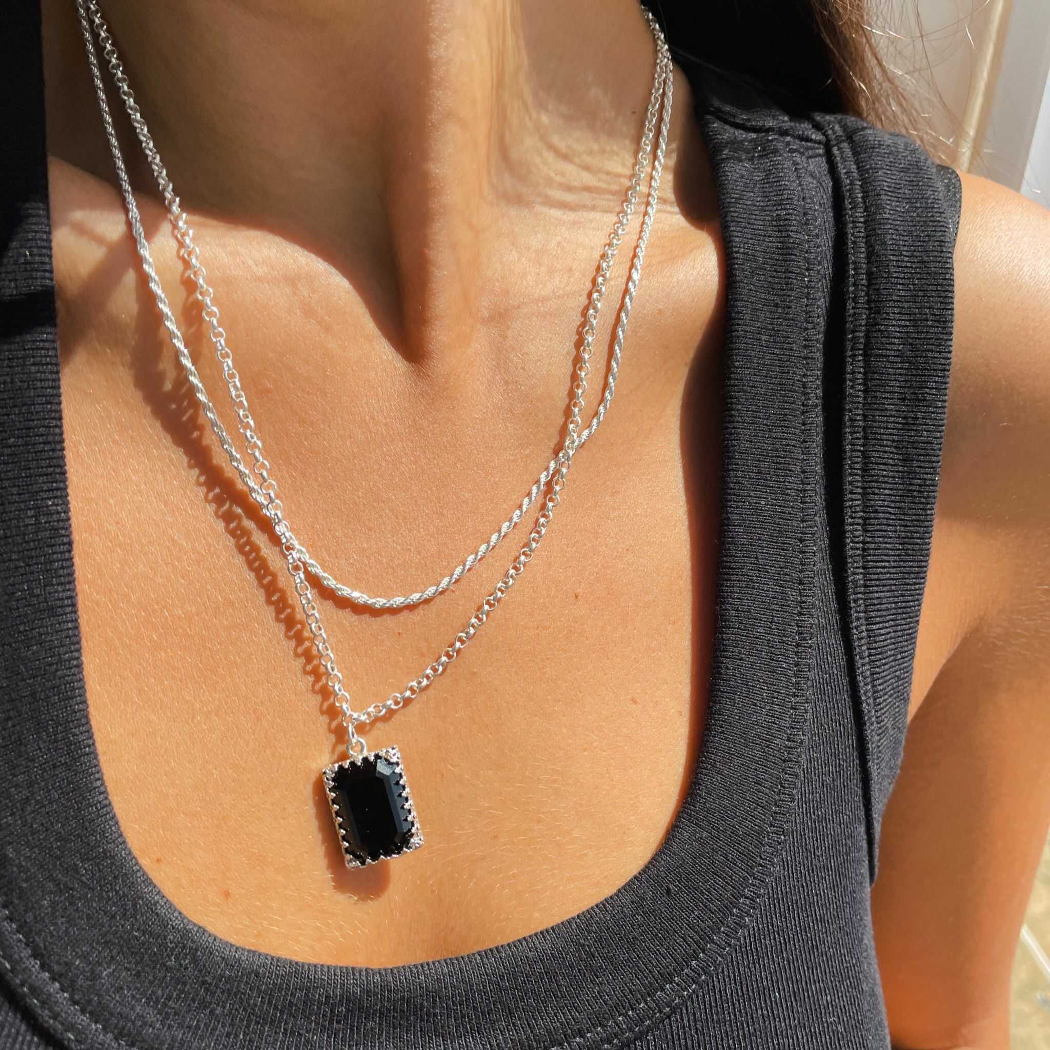 שרשרת סברובסקי בלאק - SAPIRZ Jewelry