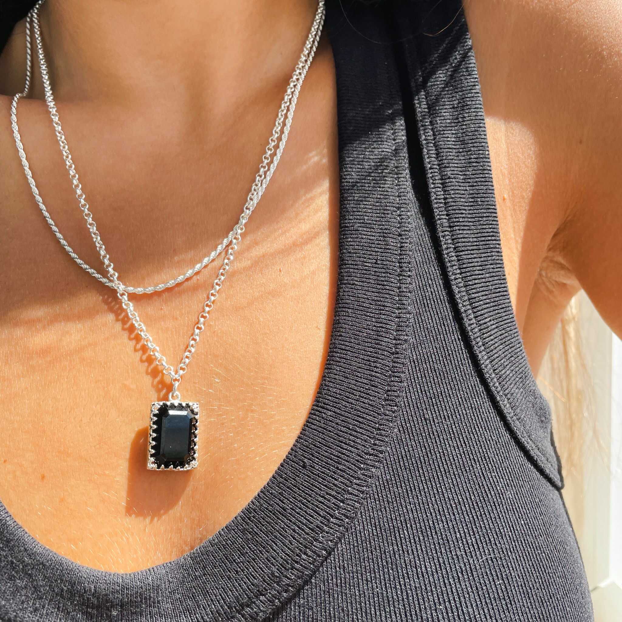 שרשרת סברובסקי בלאק - SAPIRZ Jewelry