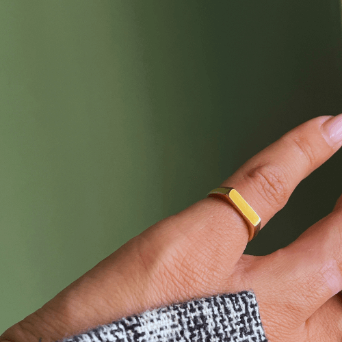 טבעת חותם לזרת זהב - SAPIRZ Jewelry