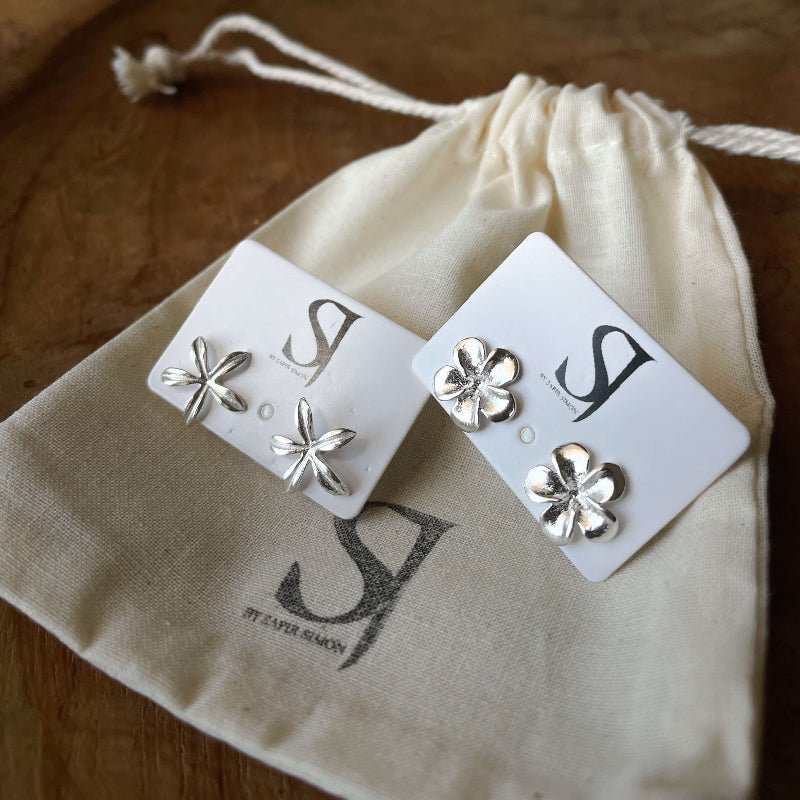 עגילי פרח ליליה - SAPIRZ Jewelry