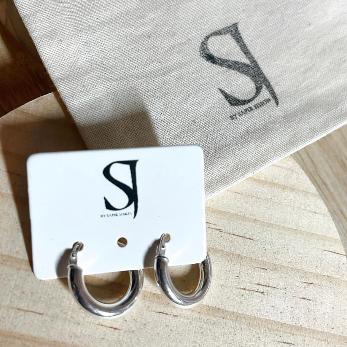 עגילי חישוק קלאסיים S - SAPIRZ Jewelry